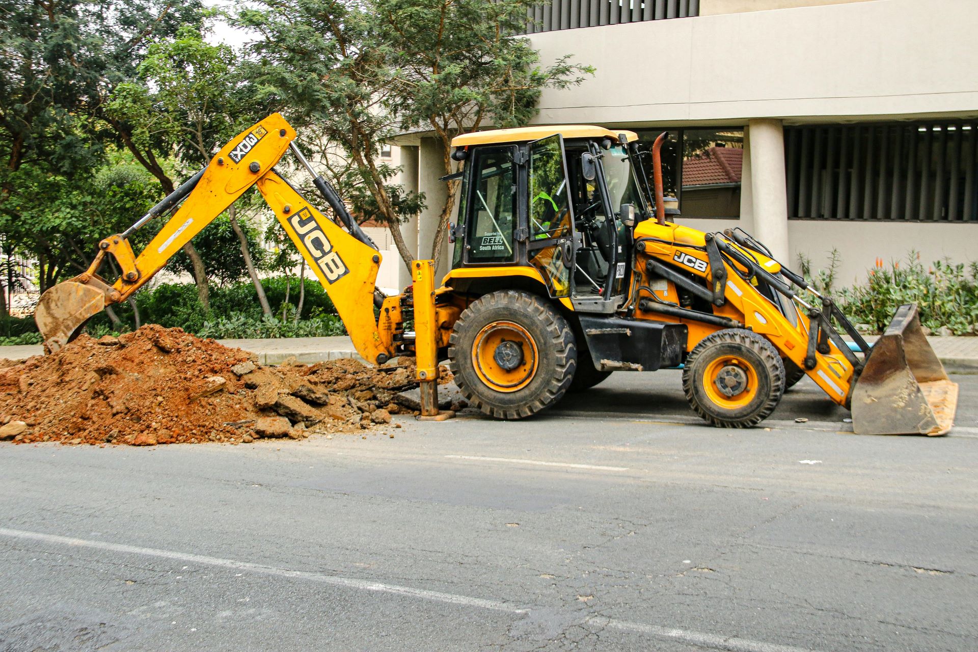 Why Parking Lot Potholes Form in South Africa and Fix Them